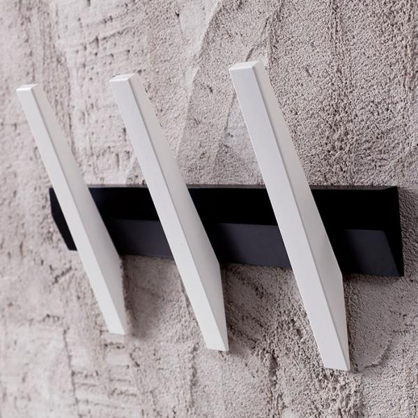 Hoigaard Tangent-3 knagerække - Eg sæbe/eg sæbe Hoigaard Tangent-3 knagerække - Eg sæbe/eg sæbe