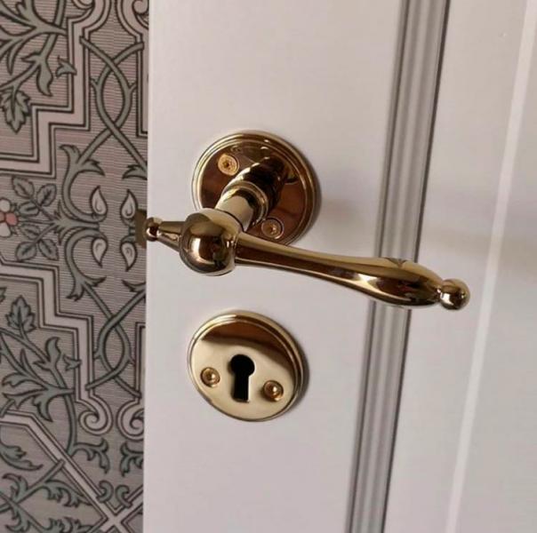 Beslagsboden vintage indendørs dørhåndtag inkl. nøgleskilt - Messing PVD - Sæt á 4 stk Beslagsboden vintage indendørs dørhåndtag inkl. nøgleskilt - Messing PVD - Sæt á 4 stk