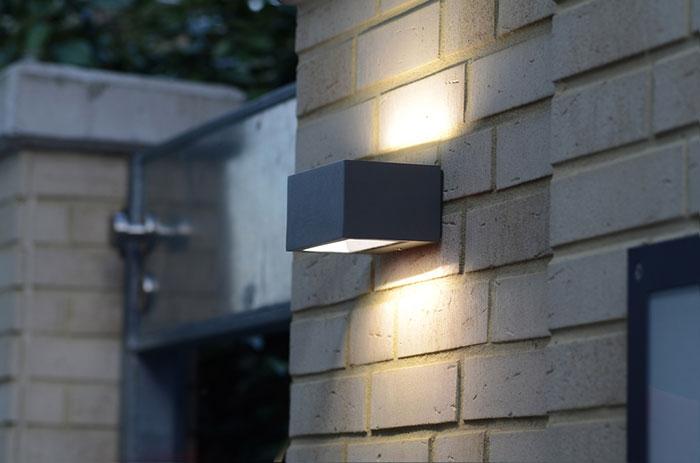 Lutec Architectural udend&oslash;rslampe til v&aelig;g 14 x 6,5 cm - 3000 K - M&oslash;rk gr&aring;