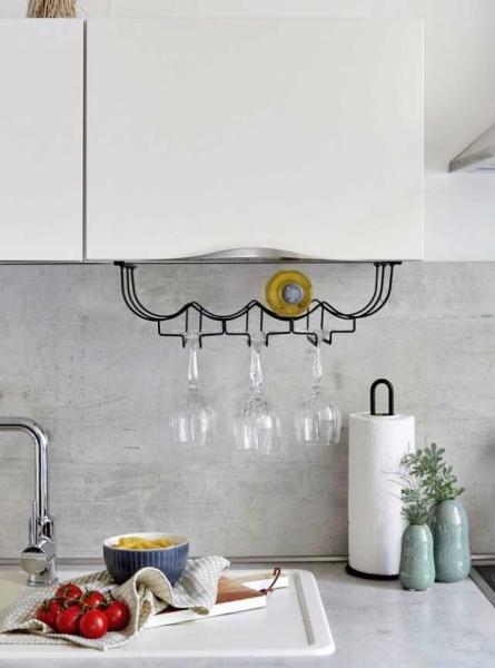 Wenko vinreol m/glasholder til k&oslash;kkenoverskab - Sort