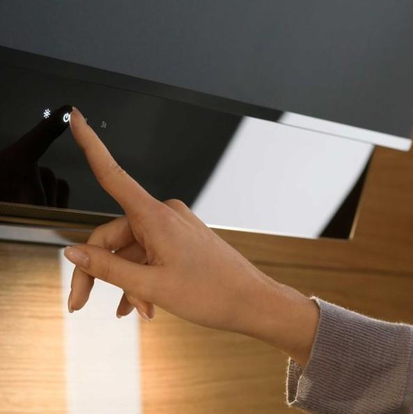 Eico True Double Black F80 emhætte til vægmontering - Sort Eico True Double Black F80 emhætte til vægmontering - Sort