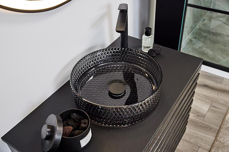 Cassøe Morello 36 fritstående bowlevask - Glas/Mat sort Cassøe Morello 36 fritstående bowlevask - Glas/Mat sort