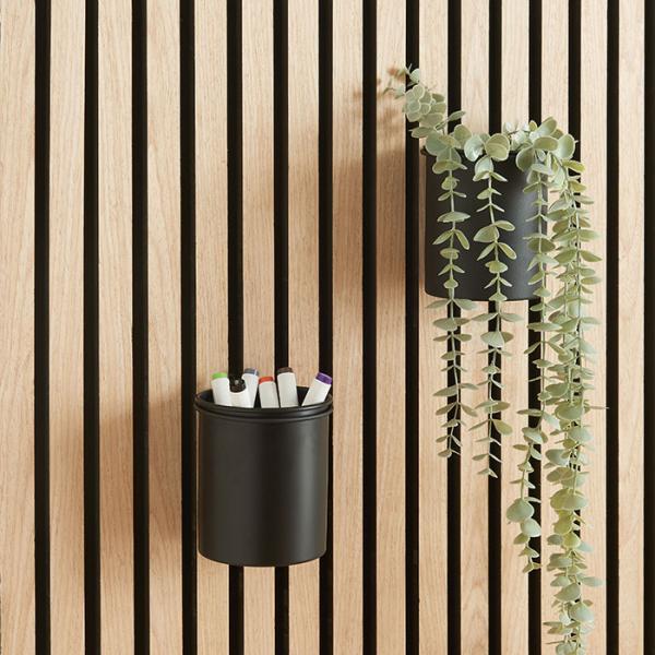 Sort universal opbevaring til akustikpanel 1 Sort universal opbevaring til akustikpanel 1